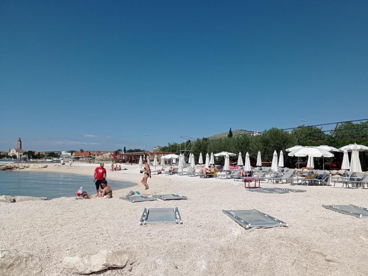 Apartmani Barisic Trogir Exterior foto