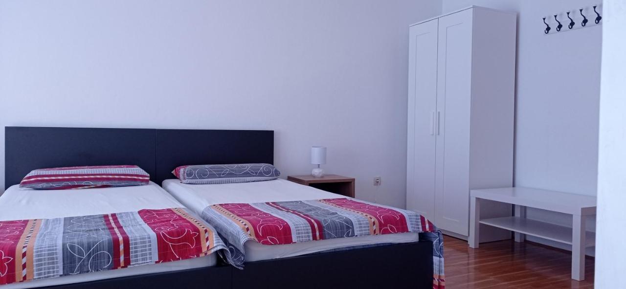 Apartmani Barisic Trogir Exterior foto