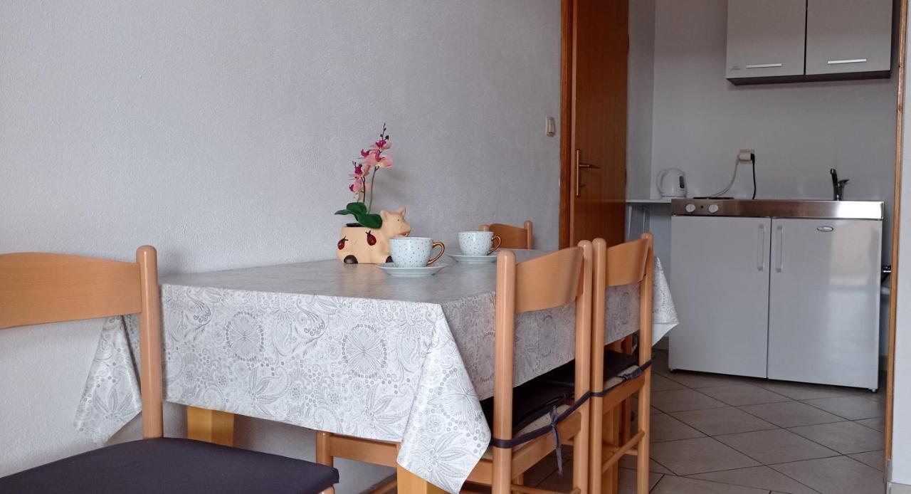 Apartmani Barisic Trogir Exterior foto